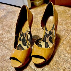Patent leather tan & Animal print high heels